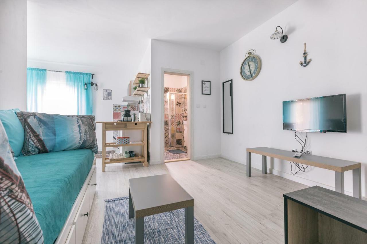 Hedon-Stone Apartment สตารีกราด-ปาเคลนีซา ภายนอก รูปภาพ